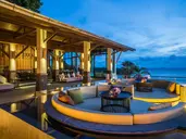 ROYAL CLIFF BEACH TERRACE