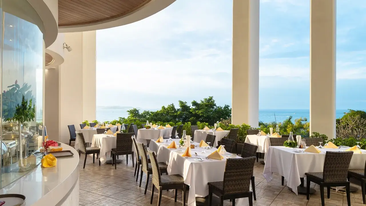 ROYAL CLIFF BEACH TERRACE