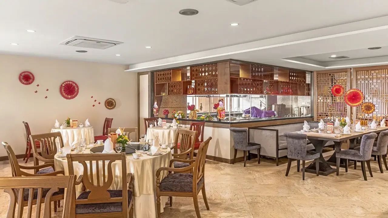 ROYAL CLIFF BEACH TERRACE