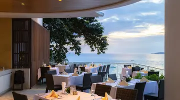 ROYAL CLIFF BEACH TERRACE