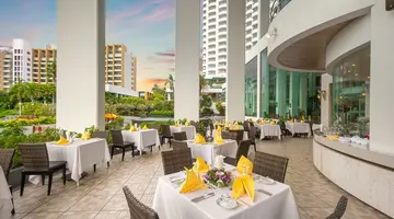 ROYAL CLIFF BEACH TERRACE