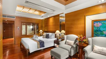ROYAL CLIFF BEACH TERRACE