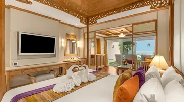 ROYAL CLIFF BEACH TERRACE