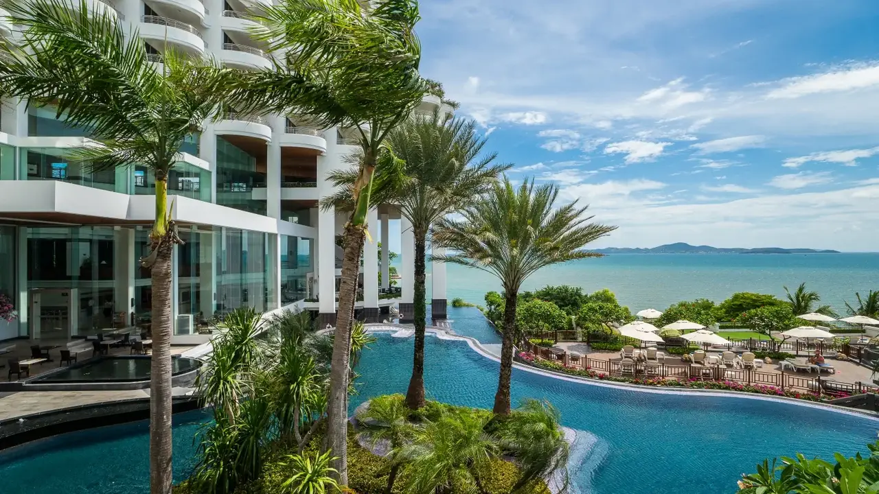 ROYAL CLIFF BEACH TERRACE