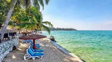 Royal Cliff Beach