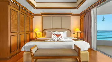 ROYAL CLIFF GRAND HOTEL