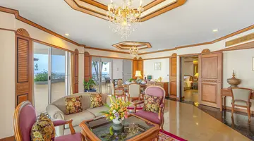 ROYAL CLIFF GRAND HOTEL