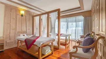 ROYAL CLIFF GRAND HOTEL