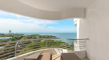 ROYAL CLIFF GRAND HOTEL