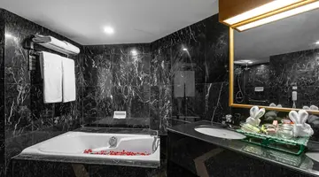 ROYAL CLIFF GRAND HOTEL