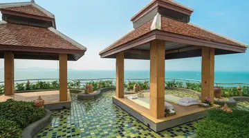 ROYAL CLIFF GRAND HOTEL