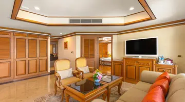 ROYAL CLIFF GRAND HOTEL