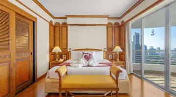 ROYAL CLIFF GRAND HOTEL