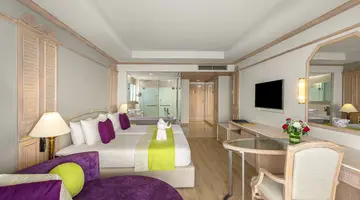 ROYAL CLIFF GRAND HOTEL