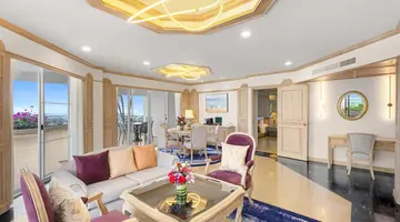 ROYAL CLIFF GRAND HOTEL