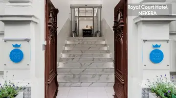 Royal Court Hotel