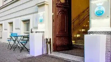 Royal Court Hotel