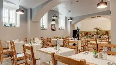 Royal Court Hotel