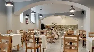 Royal Court Hotel