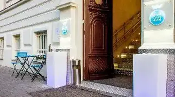 Royal Court Hotel