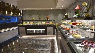 Royal Dragon Hotel