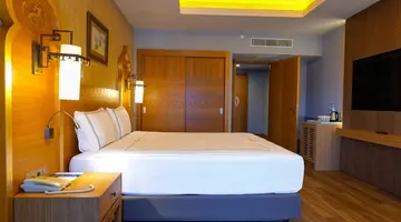 ROYAL DRAGON HOTEL
