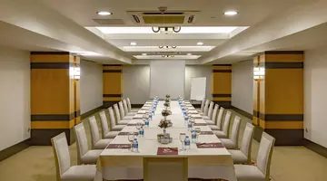 Royal Dragon Hotel