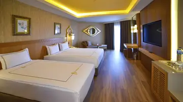 Royal Dragon Hotel