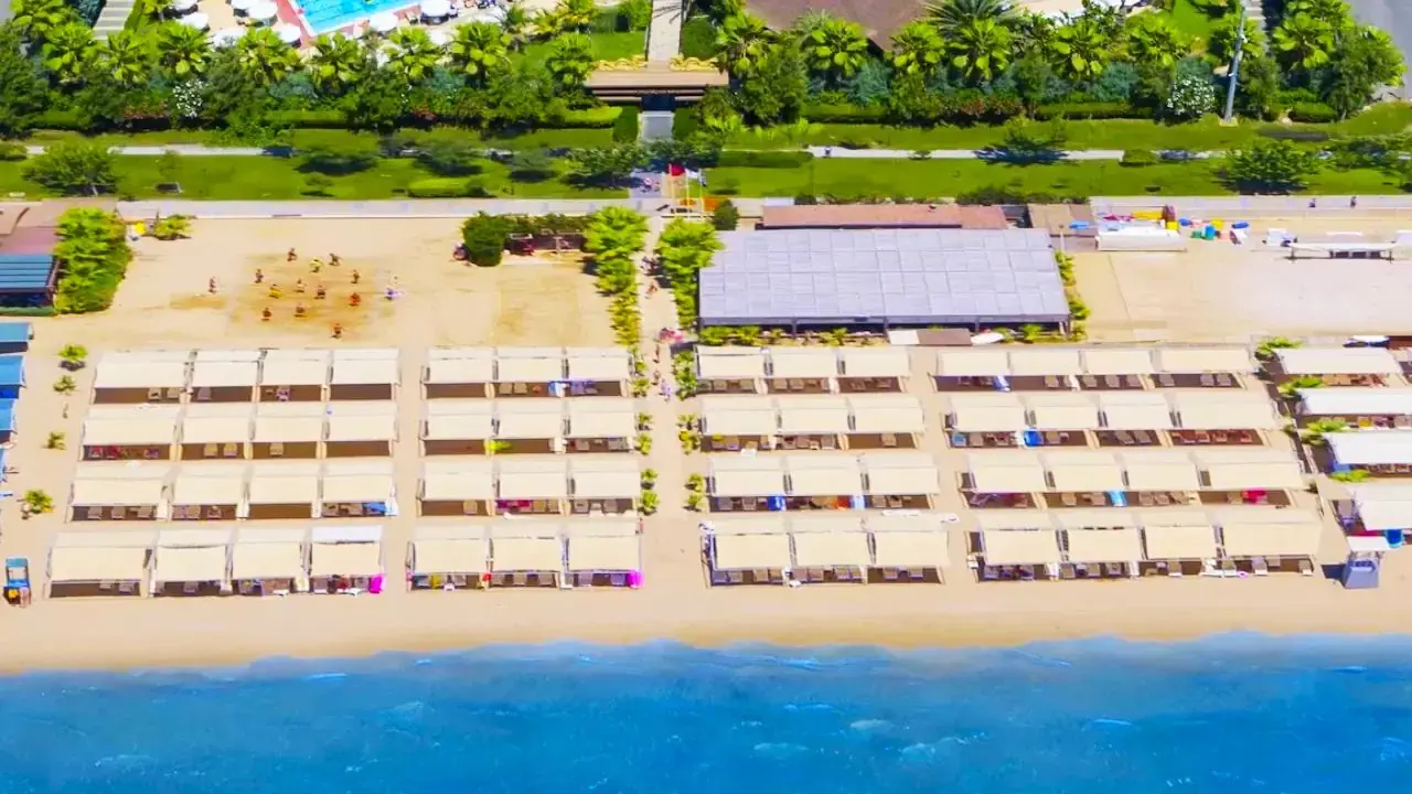 ROYAL DRAGON HOTEL
