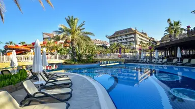 ROYAL DRAGON HOTEL