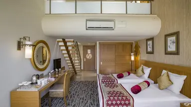 Royal Dragon Hotel