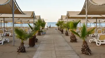 ROYAL DRAGON HOTEL