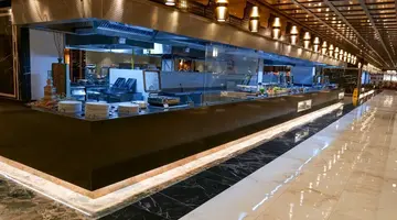 ROYAL DRAGON HOTEL