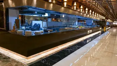 ROYAL DRAGON HOTEL