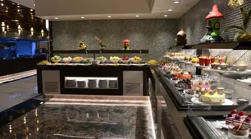 ROYAL DRAGON HOTEL