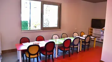 ROYAL DRAGON HOTEL