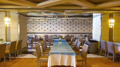 Royal Dragon Hotel