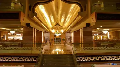 Royal Dragon Side