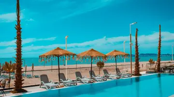 Royal G Deluxe Hotel
