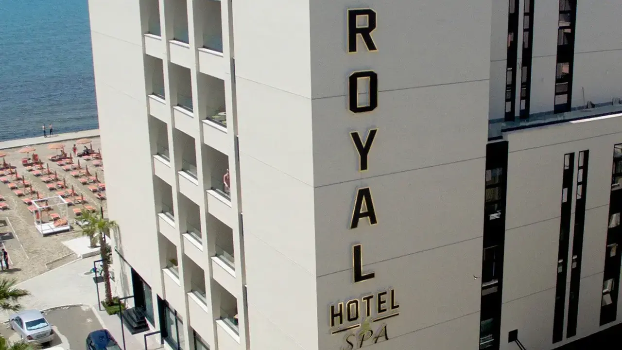 Royal G