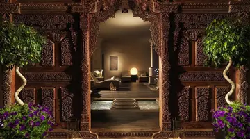 Royal Garden Villas