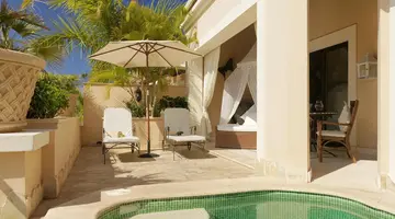 Royal Garden Villas