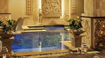 Royal Garden Villas
