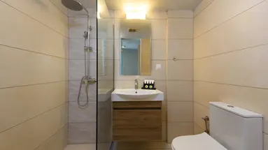 ROYAL GRAND HOTEL