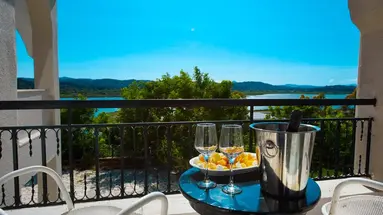 ROYAL GRAND HOTEL