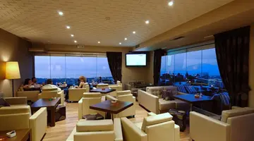 Royal Heights Resort