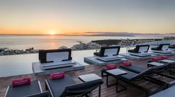 ROYAL HIDEAWAY CORALES BEACH (ADULTS ONLY 16+)