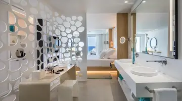 ROYAL HIDEAWAY CORALES BEACH (ADULTS ONLY 16+)
