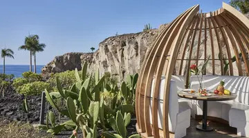Royal Hideaway Corales Suites