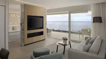 Royal Hideaway Corales Suites
